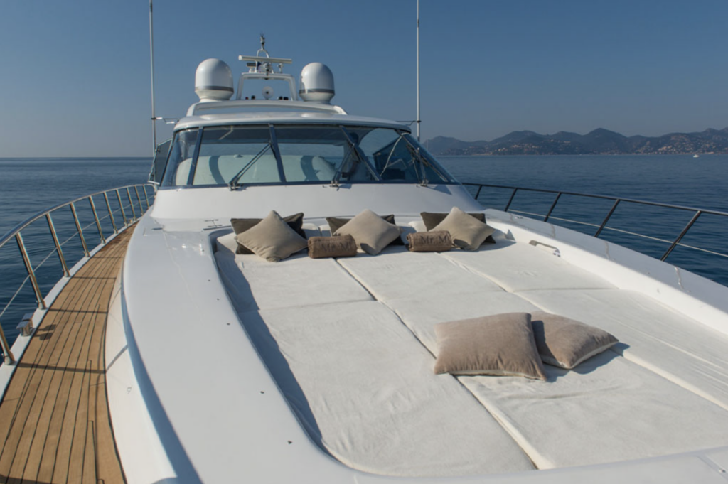 MANGUSTA 80