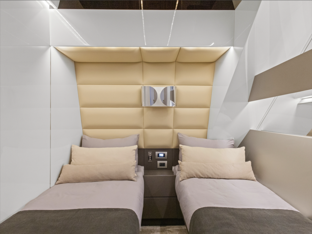 ARCADIA YACHTS SHERPA 60
