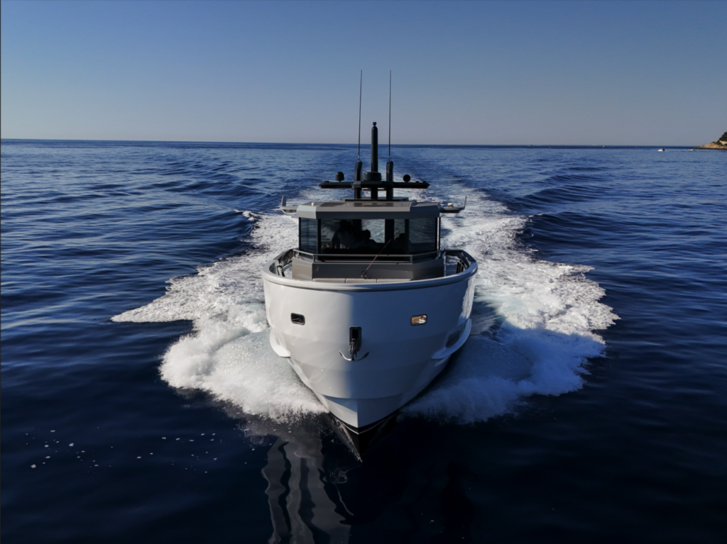 ARCADIA YACHTS SHERPA 60