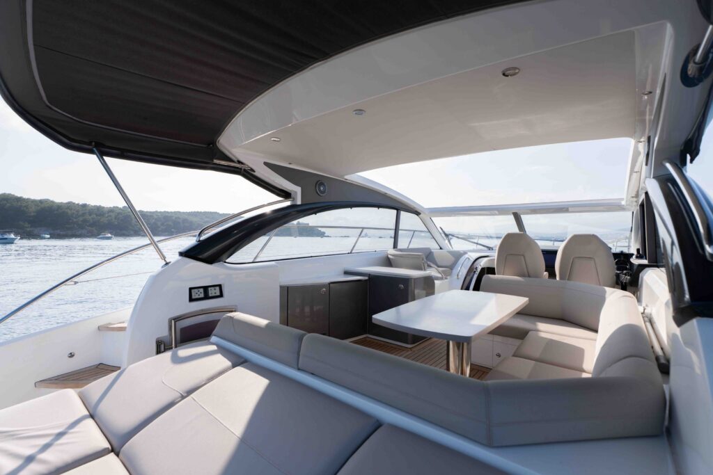 PRINCESS V50